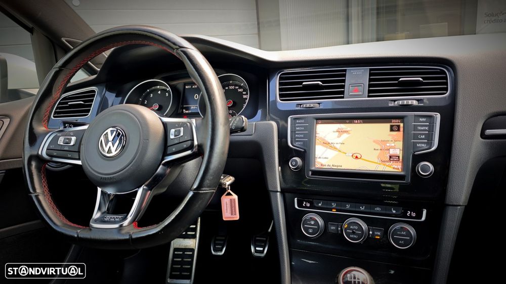 VW Golf 2.0 TSi GTi Performance - 20