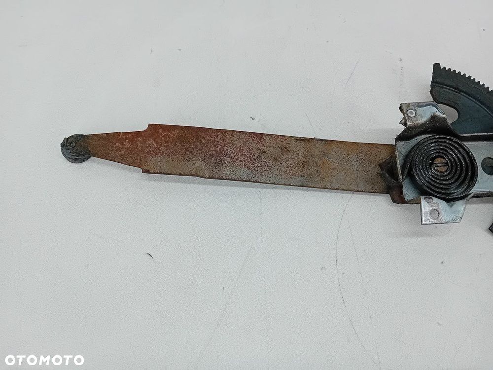 PODNOŚNIK SZYBY PRAWY PRZÓD CHEVROLET BERETTA (87-96) - 2