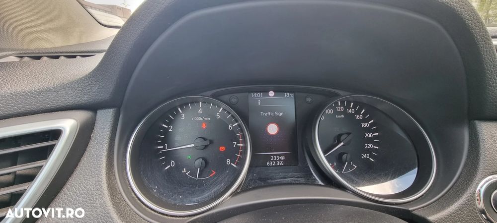 Nissan Qashqai 1.2 DIG-T Start/Stop Tekna - 8