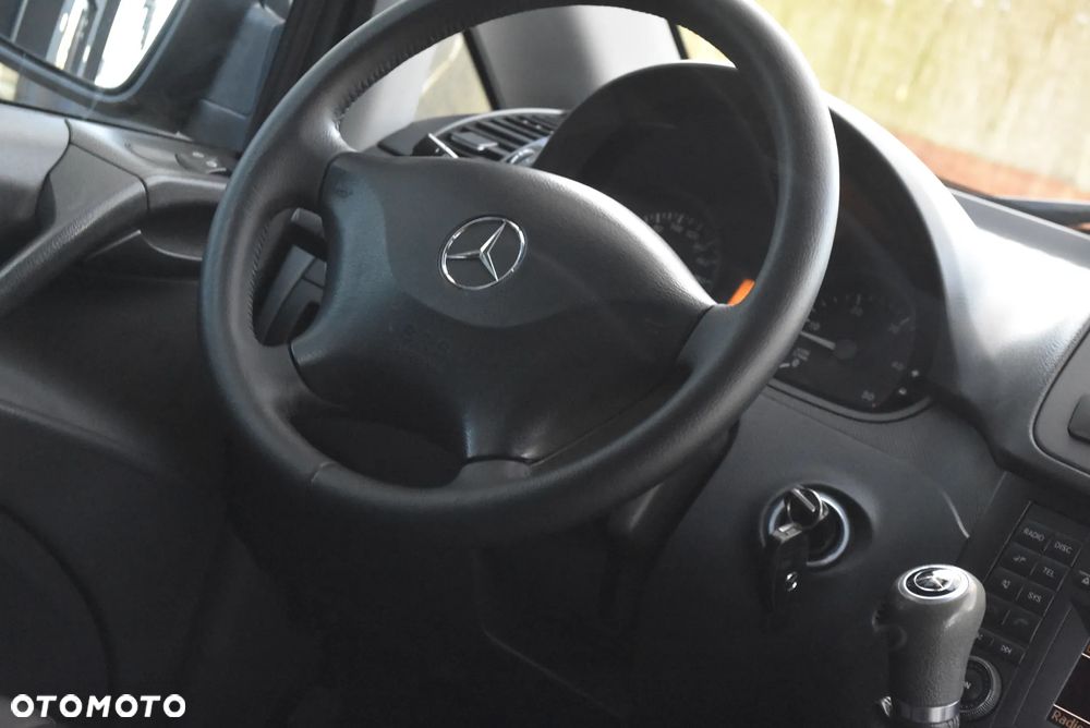 Mercedes-Benz Vito - 14