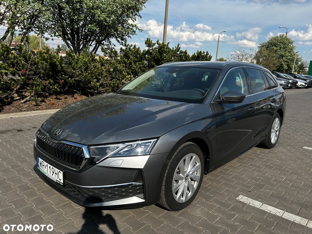 Skoda Octavia 2.0 TDI Selection DSG - 2