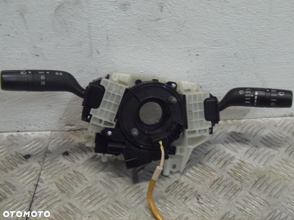 mazda 3 II BL przełącznik zespolony taśma - 1