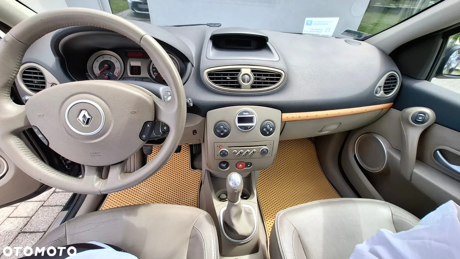 Renault Clio - 5