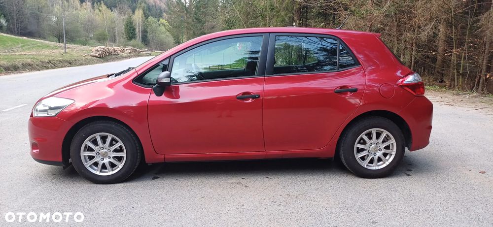 Toyota Auris 1.33 VVT-i - 13