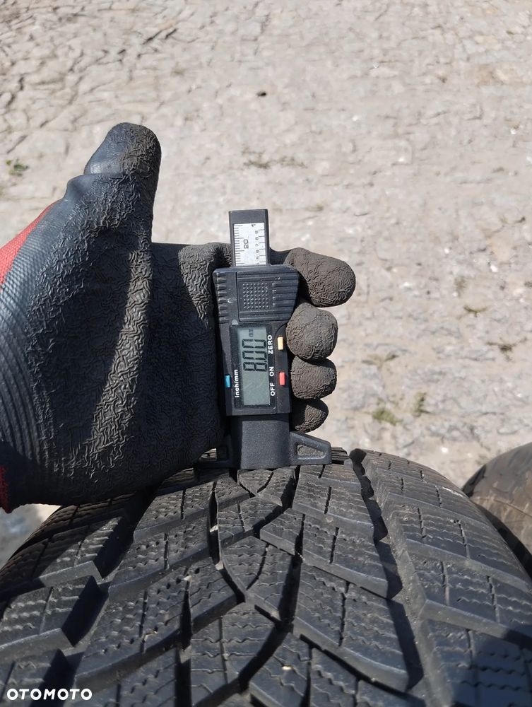 GOODYEAR UTRA GRIP PERFORMANCE + 215 65 16 2SZT - 3