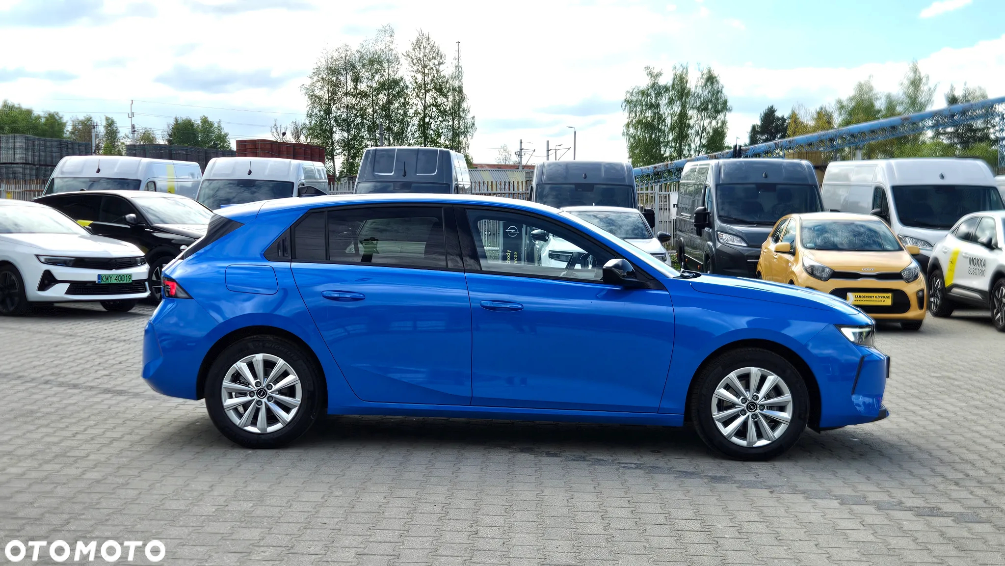 Opel Astra VI 1.2 T Edition S&S - 18