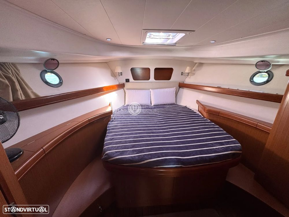 Beneteau Swift Trawler 42 - 19