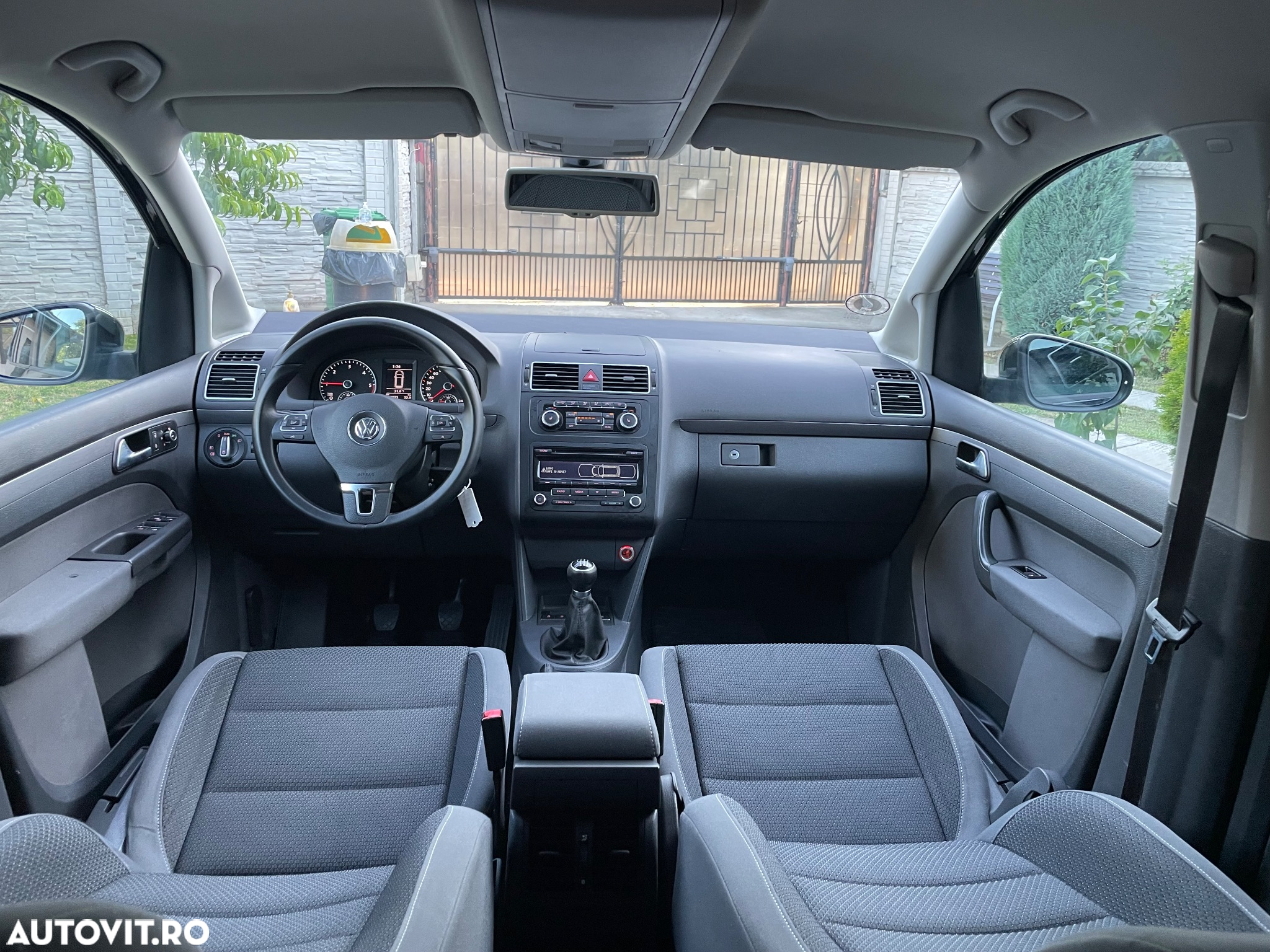 Volkswagen Touran - 21