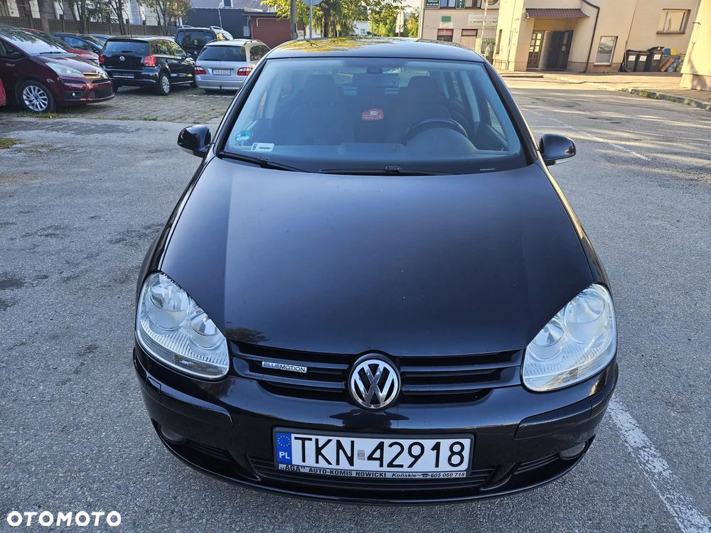 Volkswagen Golf - 1