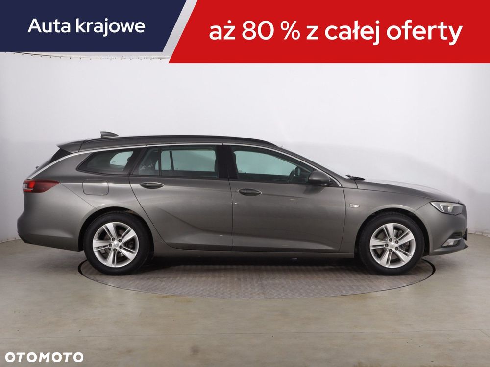 Opel Insignia - 8