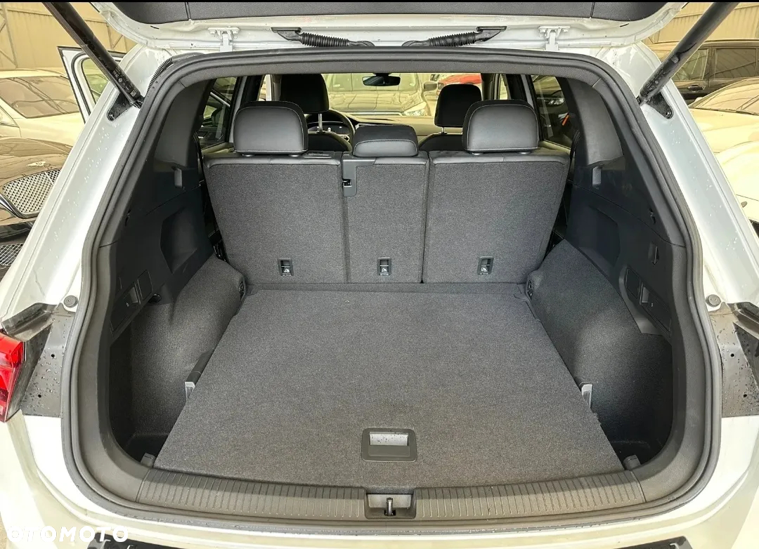 Volkswagen Tiguan Allspace - 37