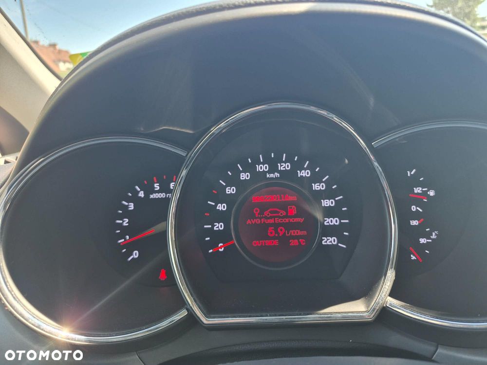Kia Rio 1.4 crdi XL - 10