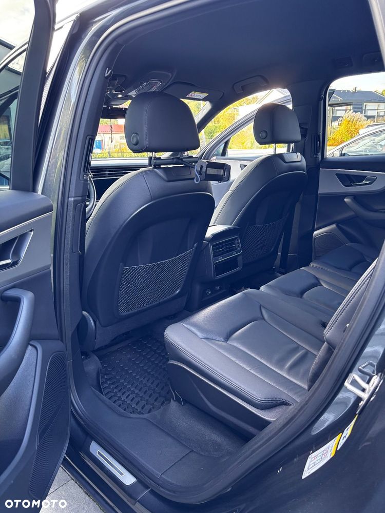 Audi Q7 - 24