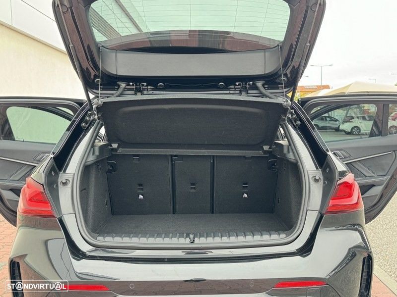 BMW 120 d Pack Desportivo M - 32