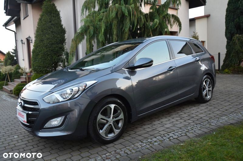 Hyundai i30 1.6 GDI BlueDrive Go - 13