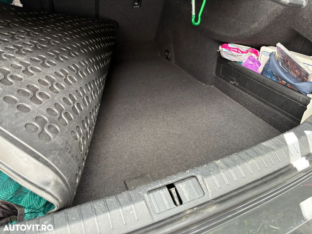 Volkswagen Passat 2.0 TDI Comfortline - 15