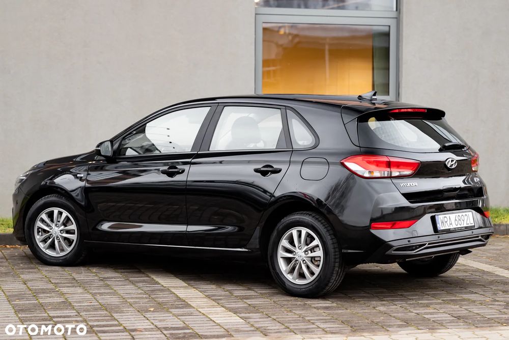 Hyundai i30 1.5 T-GDI 48V Premium DCT - 18