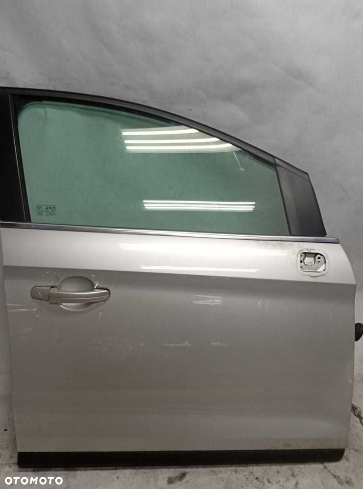 Drzwi prawy przód Ford Kuga Mk1   O8 - 1