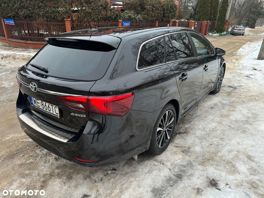 Toyota Avensis 2.0 D-4D Prestige - 11