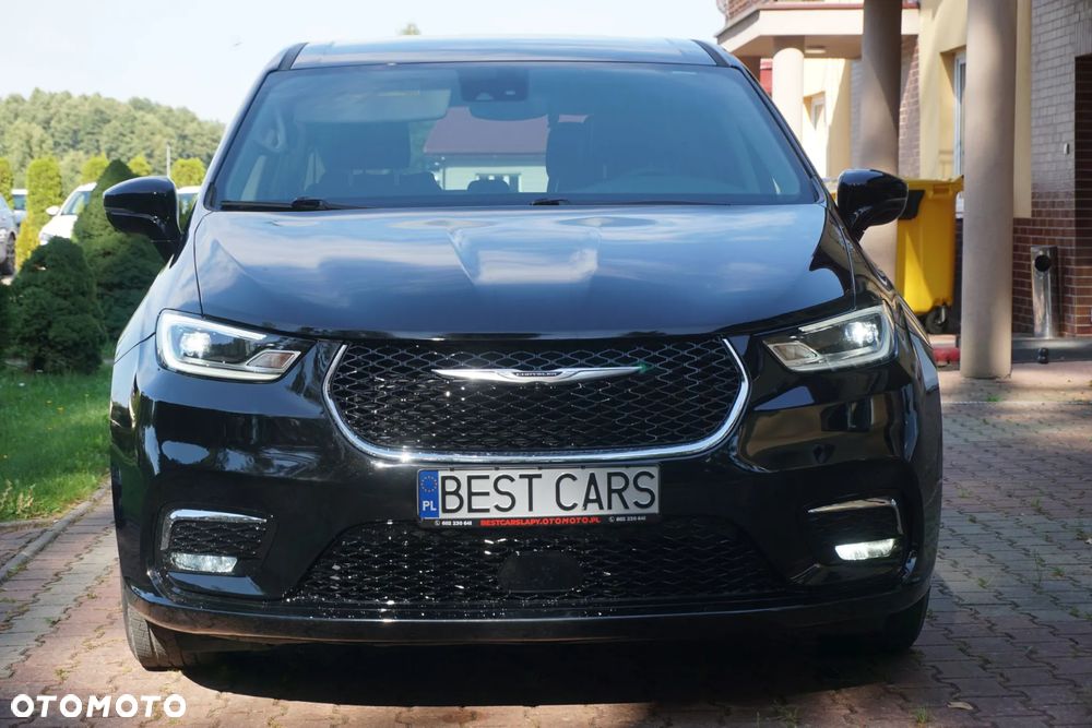Chrysler Pacifica - 11