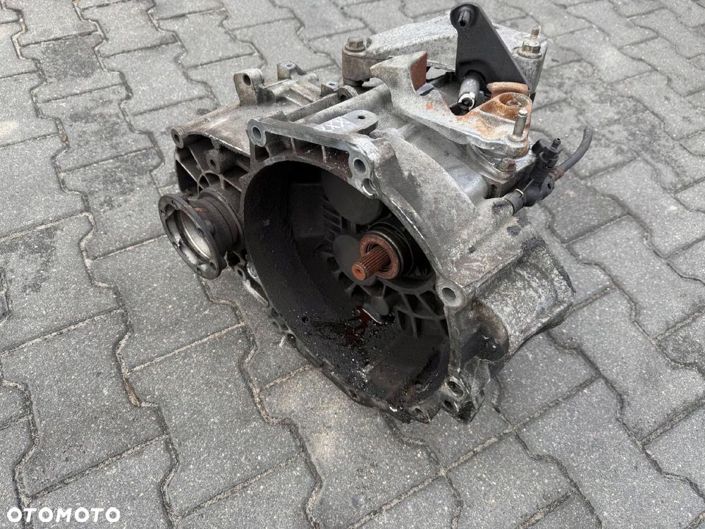 SKRZYNIA BIEGÓW 2.0 TDI KXX AUDI A3 2010 - 3