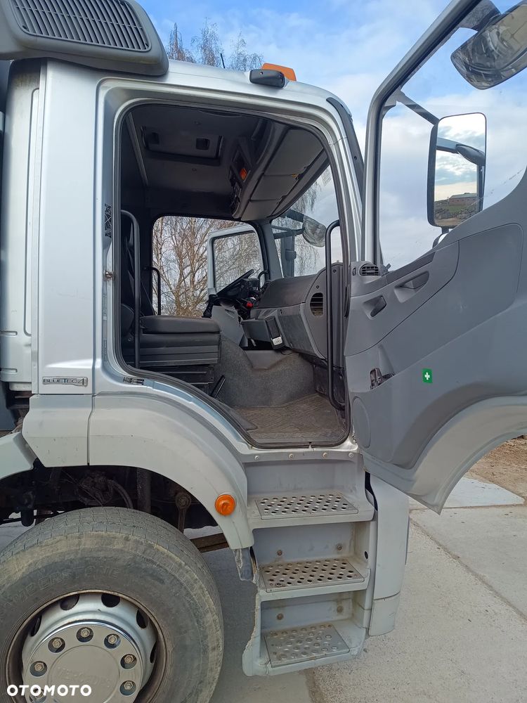 Mercedes-Benz Axor 1824 - 13