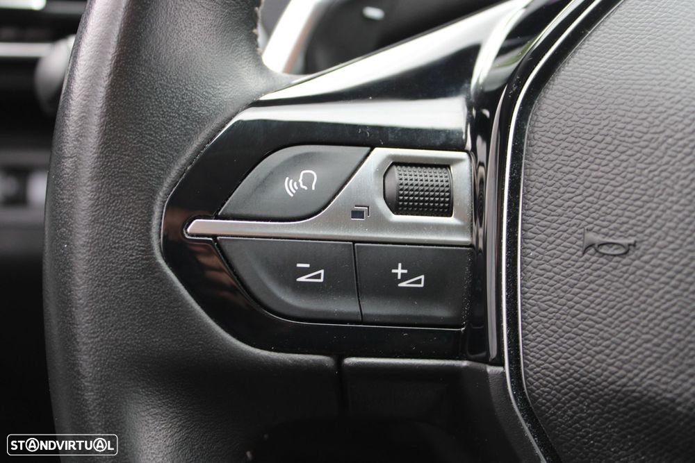 Peugeot 3008 PureTech 130 Stop & Start GPF EAT8 Active - 21