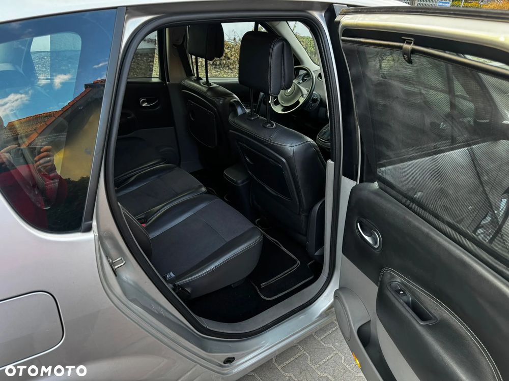Renault Scenic - 17