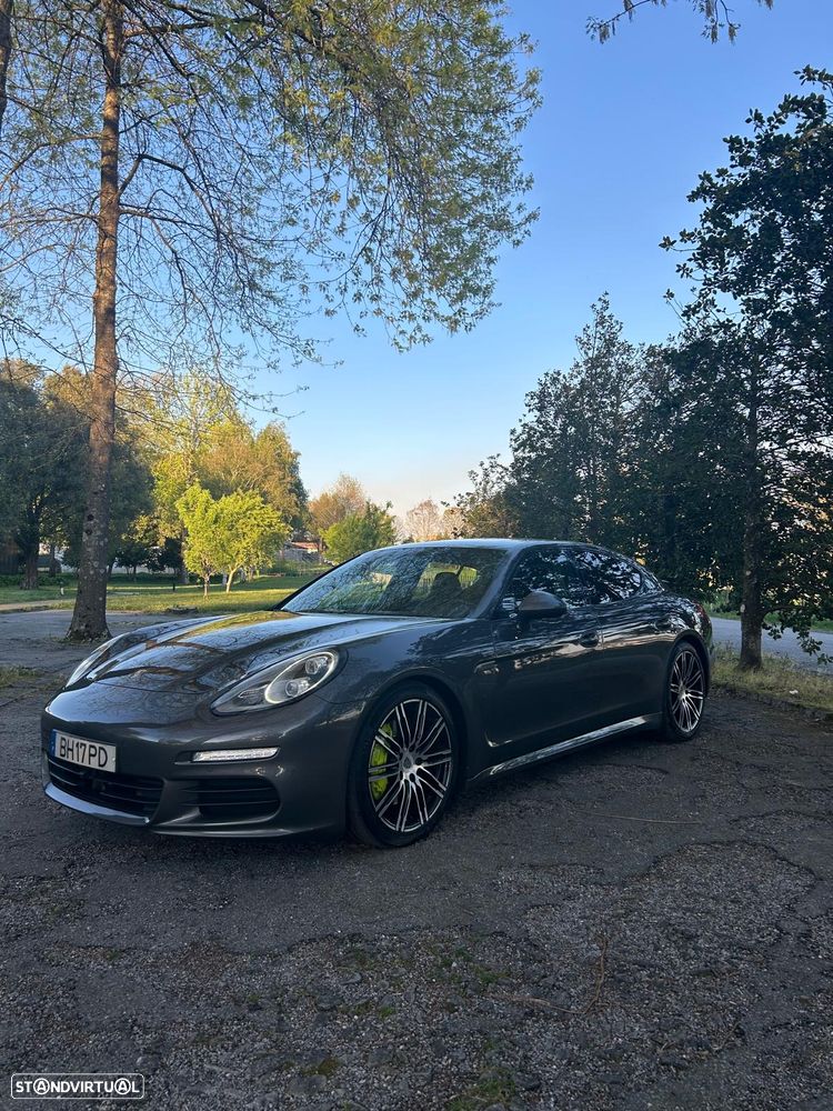 Porsche Panamera S e-Hybrid
