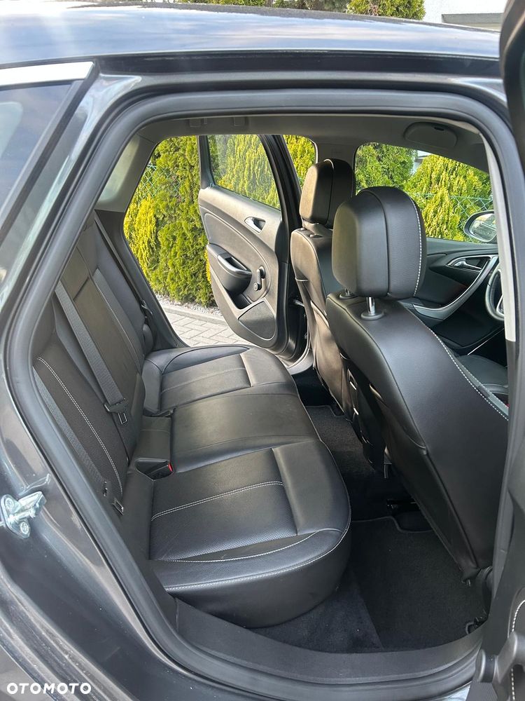 Opel Astra 1.6 Cosmo - 17