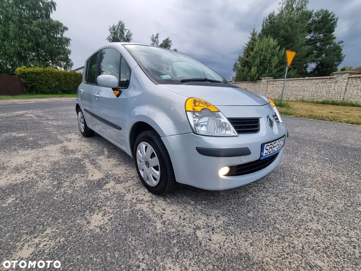 Renault Modus - 26