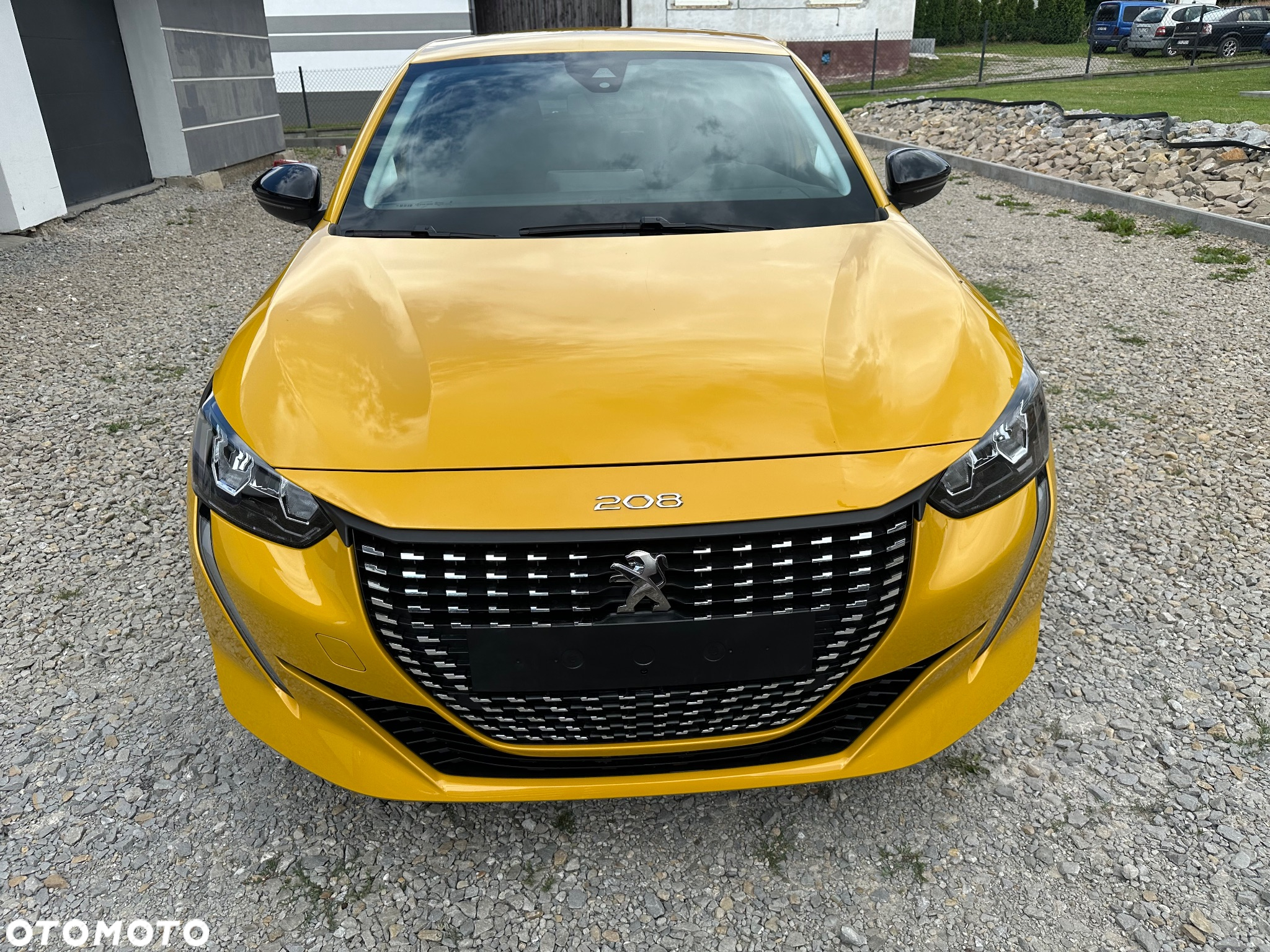 Peugeot 208 - 3