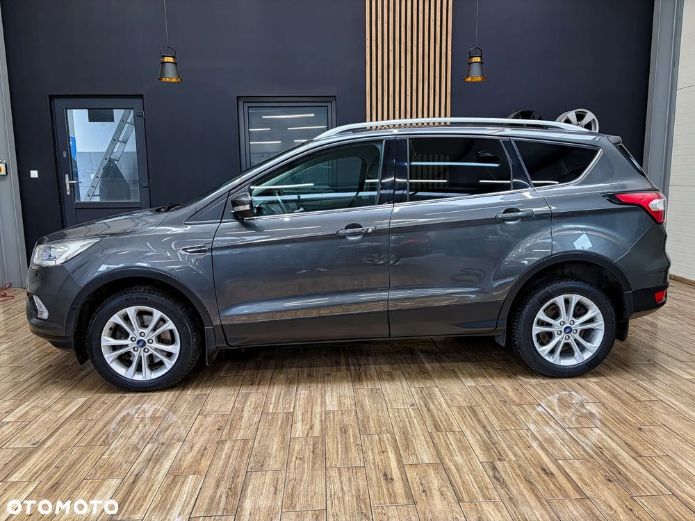 Ford Kuga 2.0 TDCi 2x4 Titanium - 11