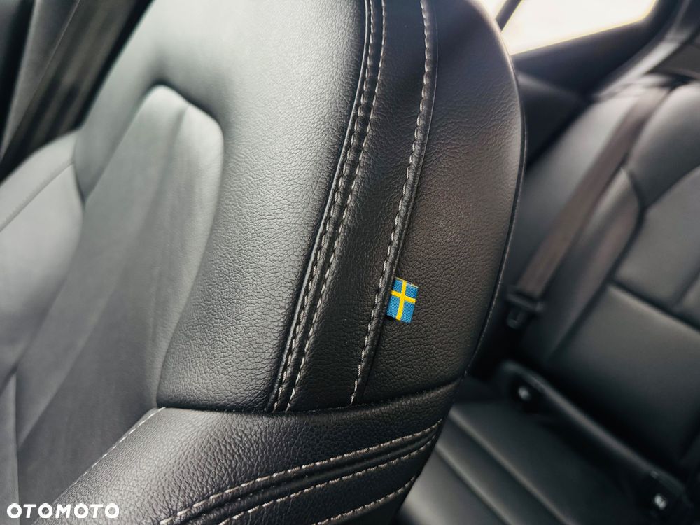 Volvo XC 40 D3 SCR Inscription - 38