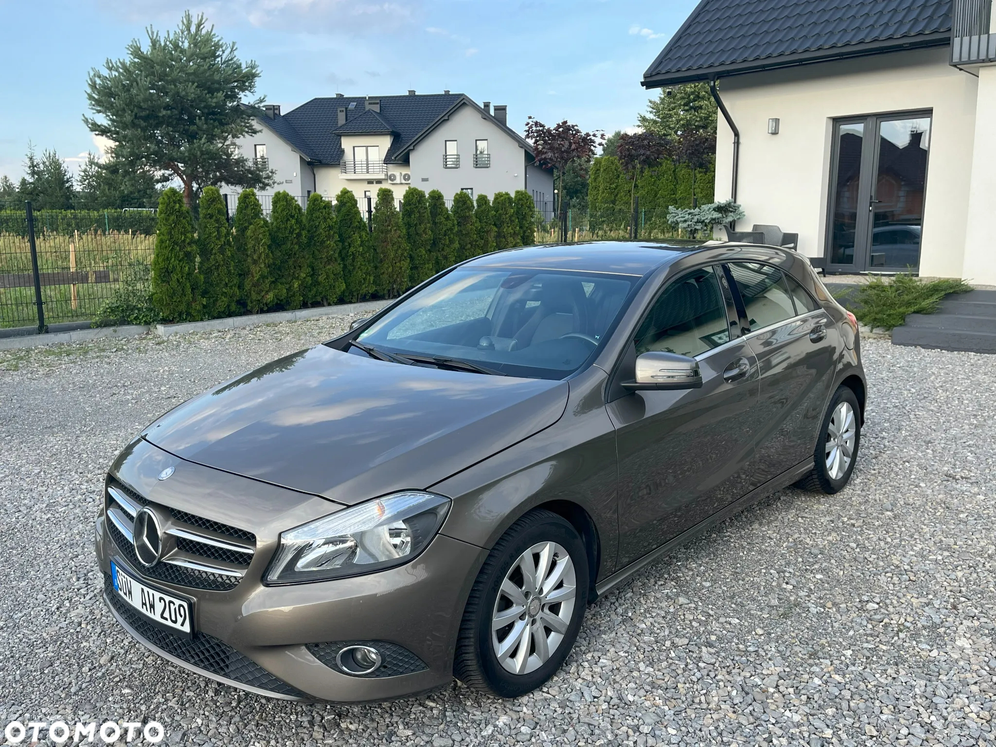 Mercedes-Benz Klasa A 180 (BlueEFFICIENCY) - 13