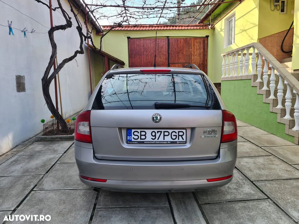 Skoda Octavia 1.6 TDI Greenline - 4