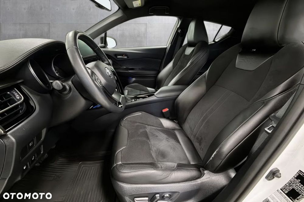 Toyota C-HR Lounge - 9