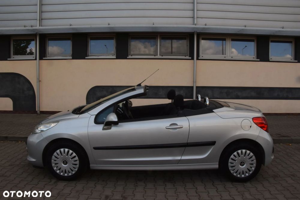 Peugeot 207 - 25