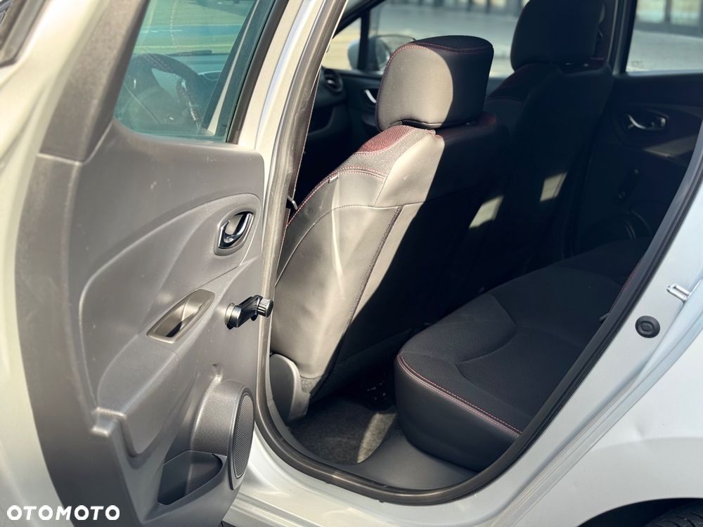 Renault Clio - 12