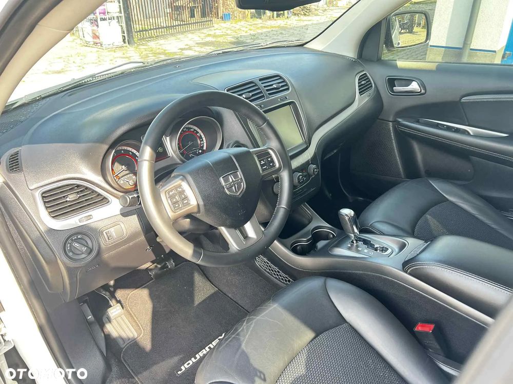 Dodge Journey - 9