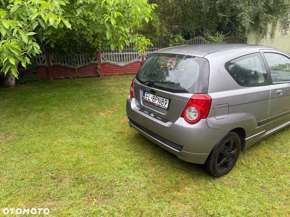 Chevrolet Aveo 1.2 16V Base (air4) - 4
