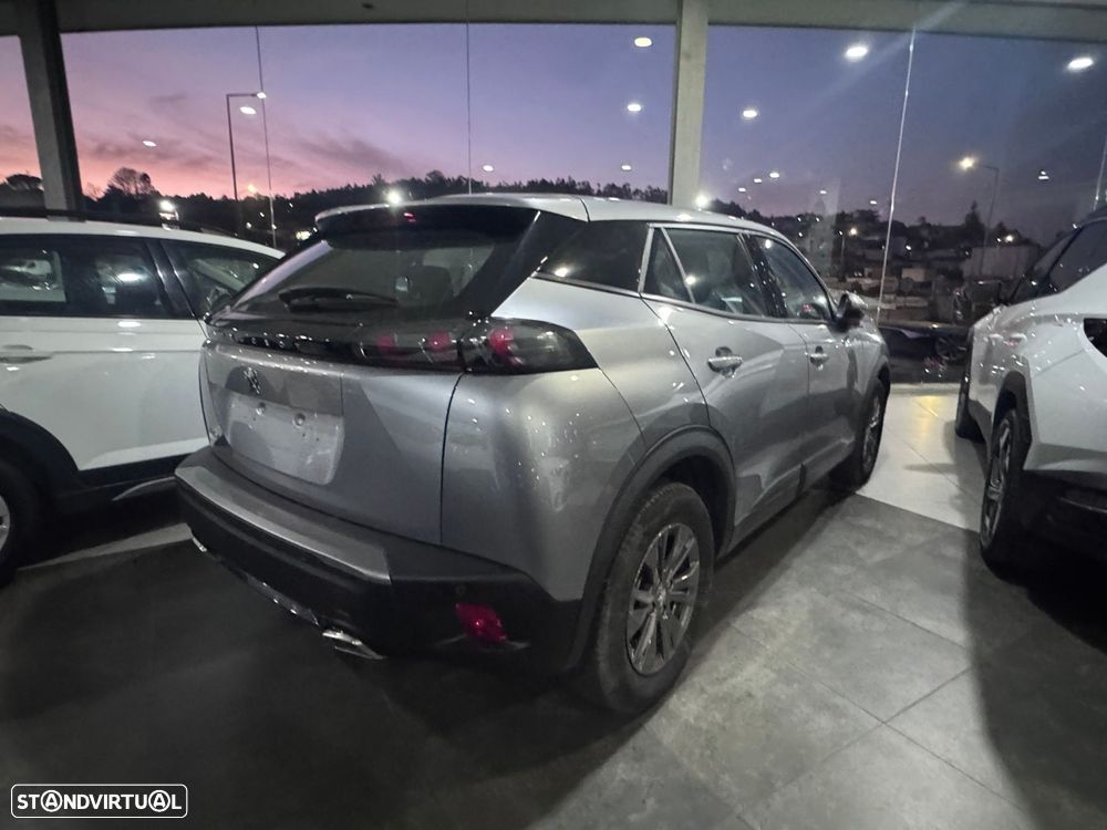 Peugeot 2008 1.2 PureTech Active EAT8 - 9