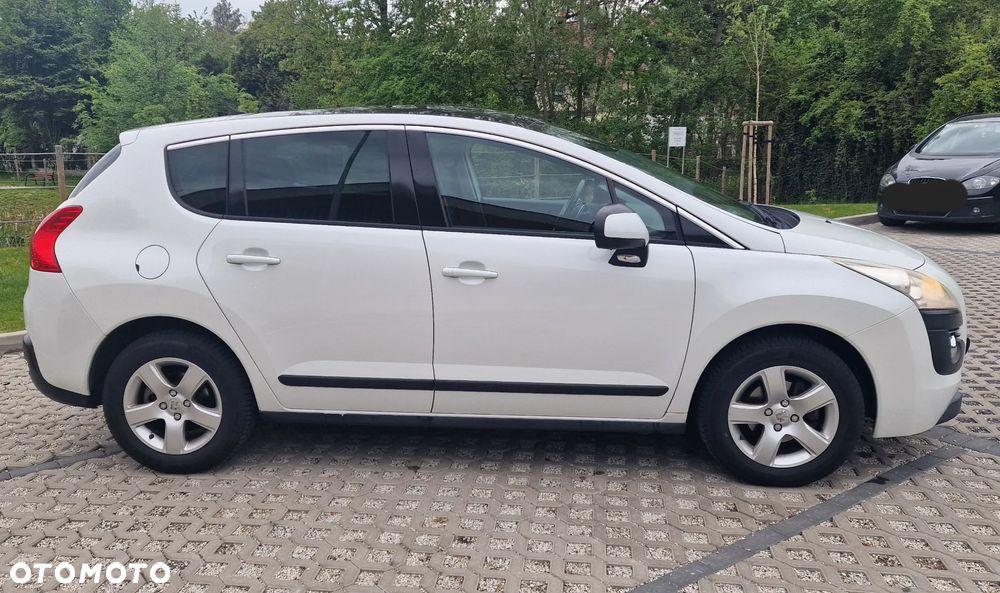 Peugeot 3008 1.6 HDi Premium - 3
