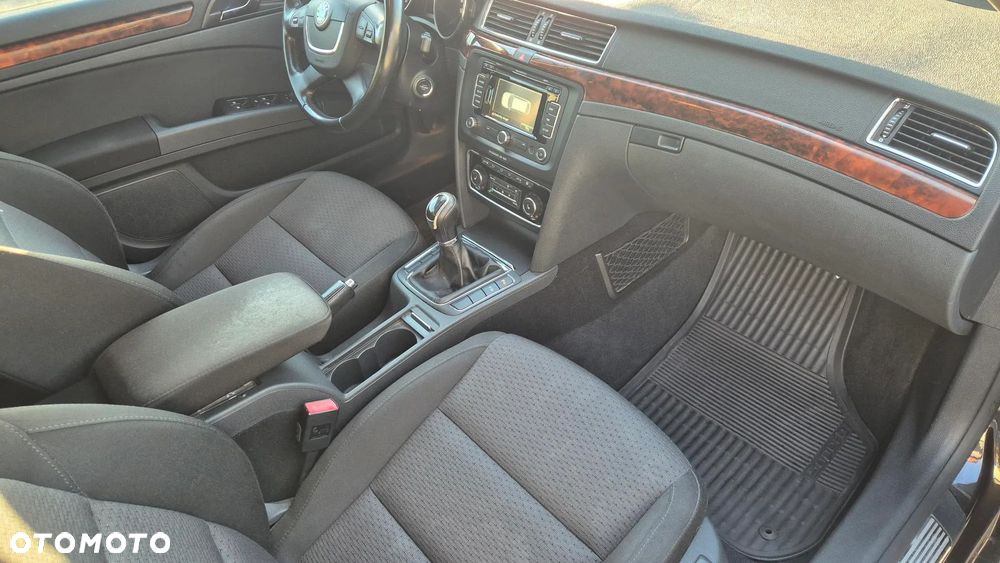 Skoda Superb 2.0 TDI Elegance - 12
