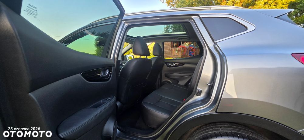 Nissan Qashqai 1.6 dCi Xtronic TEKNA+ - 40