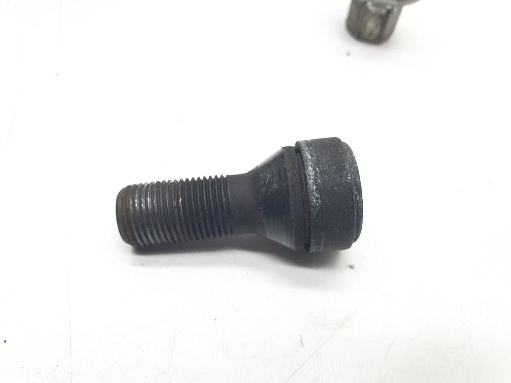 ŚRUBY NAKRĘTKI KÓŁ ZŁODZIEJKI BMW X4 F26 M14X1.25 - 3