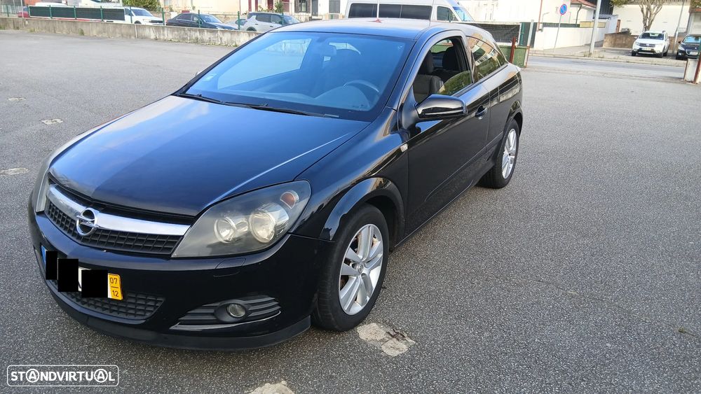 Opel Astra GTC 1.3 CDTI - 1