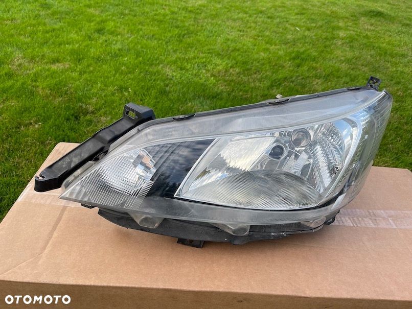 lampa lewa przód nissan nv200 oe 26060bj10a - 8
