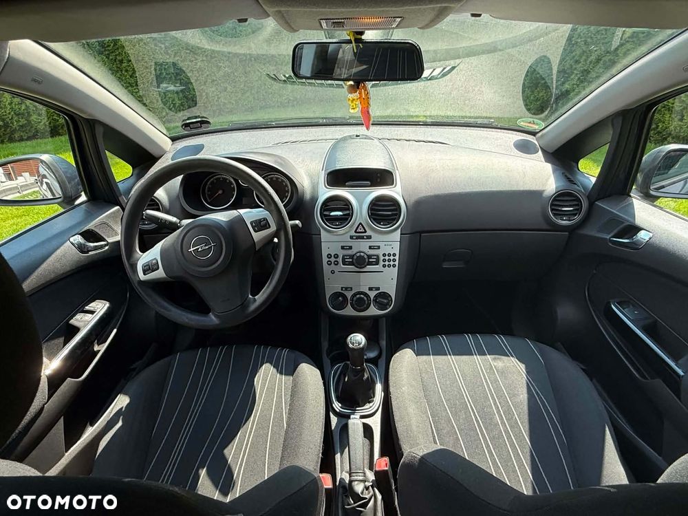 Opel Corsa 1.2 16V Enjoy - 8
