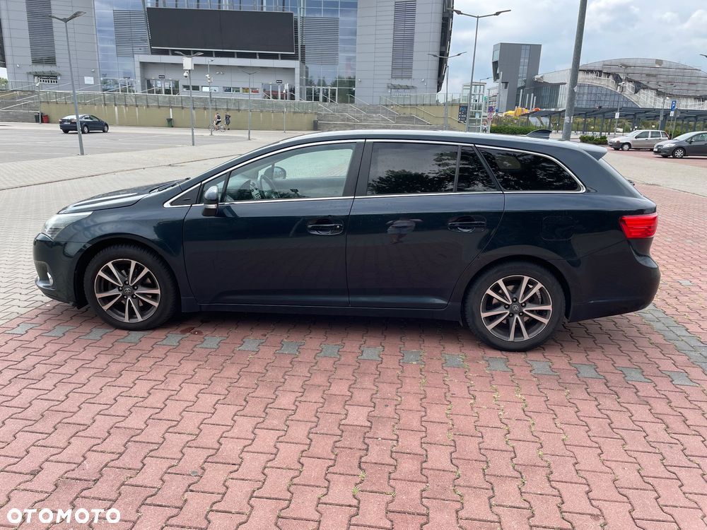 Toyota Avensis 2.0 D-4D Platinium - 12